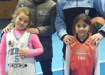 En un partidazo, Ferro de Olavarría derrotó por 5 puntos a la Escuela Municipal de Básquet