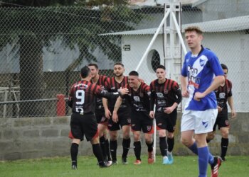 A paso firme: Juarense goleó a Botafogo con goles de  Adolfo Elia y Santiago Díaz