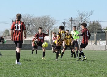 Juarense recibió a Santamarina, tres empates y una derrota para el conjunto local