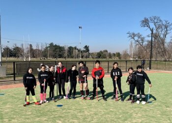 Las Indias Hockey participaron de un Encuentro Mixto en Estudiantes de Olavarría