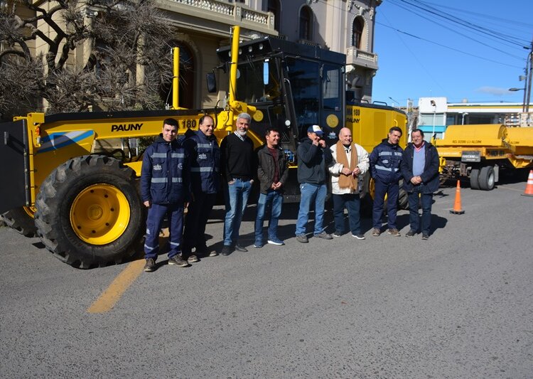 El municipio adquirió equipamiento para la vialidad