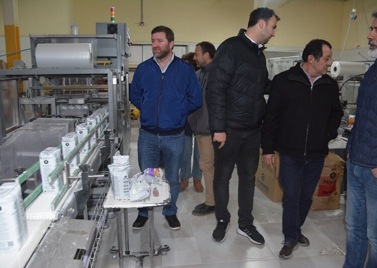 Visita al nuevo sector productivo de Morixe Hnos.