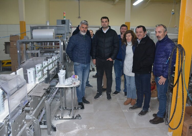 Visita al nuevo sector productivo de Morixe Hnos.