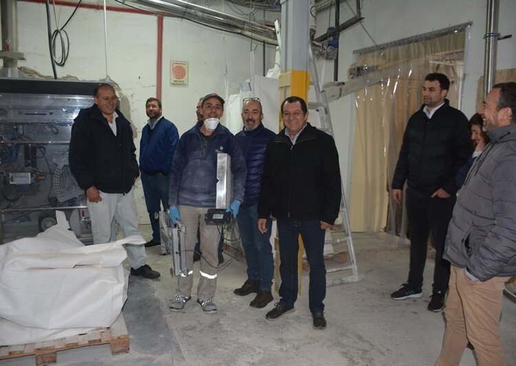 Visita al nuevo sector productivo de Morixe Hnos.