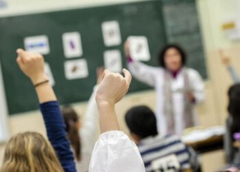 Fines Trayecto Secundario, alumnos que deben retirar su título