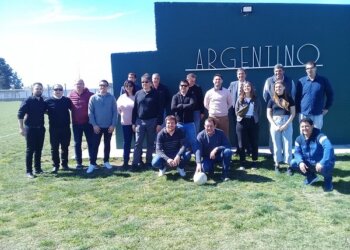 Se firmo plan de obra para la construcción de un playón polideportivo en el Club Argentino
