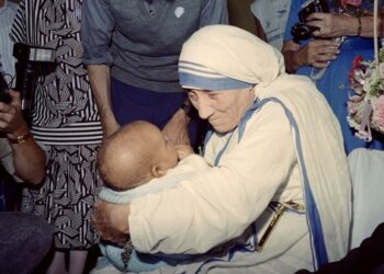 El invierno de 1979 en el que la Madre Teresa de Calcuta apareció en Zárate sin avisar