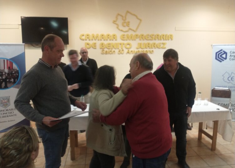 Se realizó el acto de reconocimientos por el día de la Industria