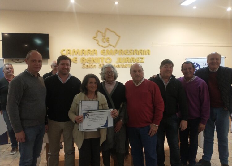 Se realizó el acto de reconocimientos por el día de la Industria