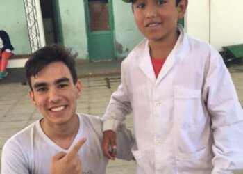 Dejó dos cartas, hizo un llamado y se suicidó: la sonrisa de un adolescente y el peligro que nadie vio