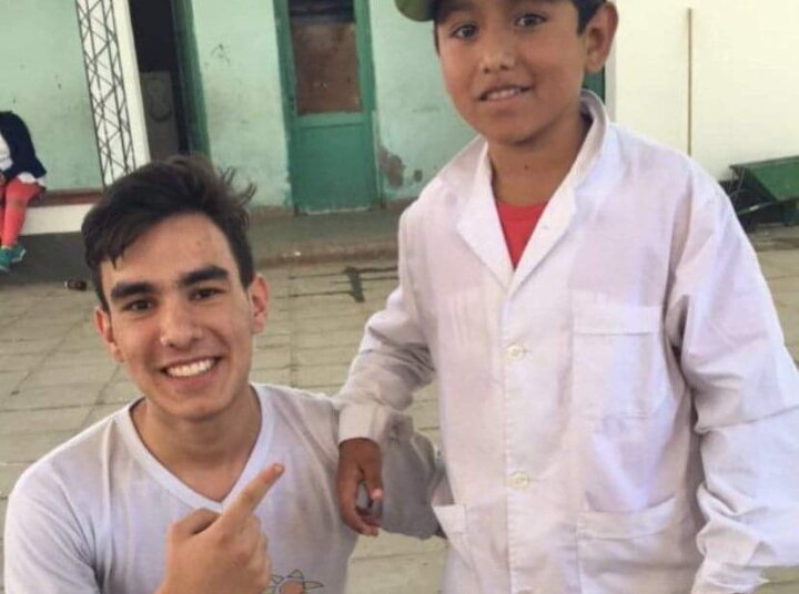 Dejó dos cartas, hizo un llamado y se suicidó: la sonrisa de un adolescente y el peligro que nadie vio