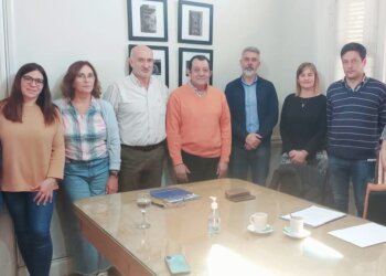Se realizó el acto de firma de convenio con la UNICEN