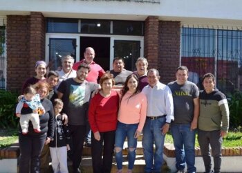 Almuerzo de camaradería en el Centro Avícola Juárez