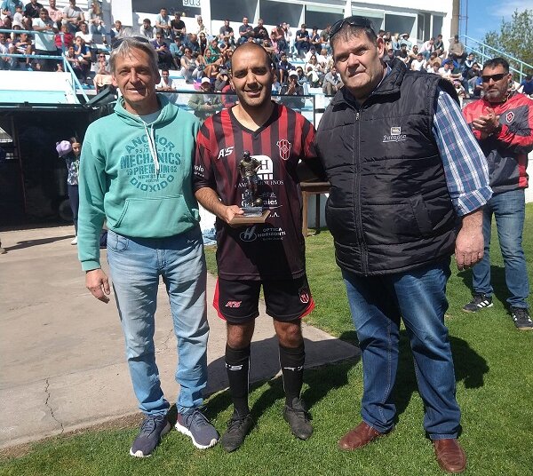 Promoción: Juarense le ganó a Grupo Universitario y se queda en la A
