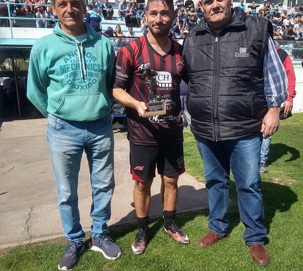 Promoción: Juarense le ganó a Grupo Universitario y se queda en la A