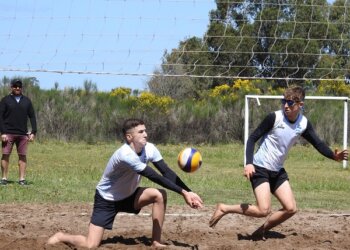 Los Sultanes en la rama femenina y masculina se quedaron con el Torneo de Beach