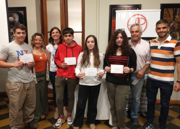 Premiación y reconocimientos, una noche llena de emociones