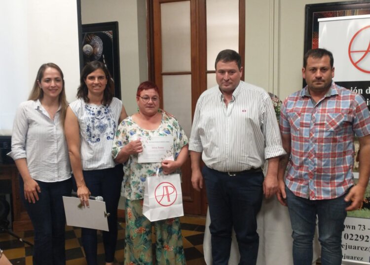 Premiación y reconocimientos, una noche llena de emociones