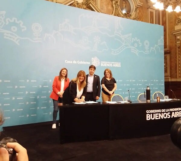 El gobierno bonaerense firmó convenios y presentó el Programa “Municipios por la Igualdad”.