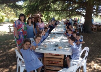 ALMUERZO DE FIN DE AÑO EN EL HOGAR DE ANCIANOS MUNICIPAL
