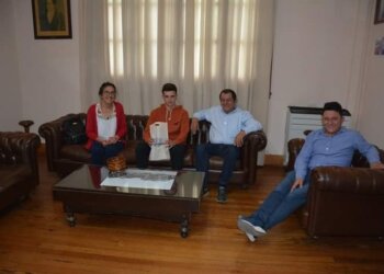 En Intendente Municipal recibió al campeón Panchito Solari