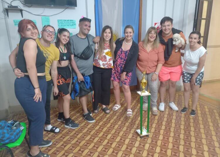 Marita Ricci estuvo en la cena Coronación del Karting de AKTS