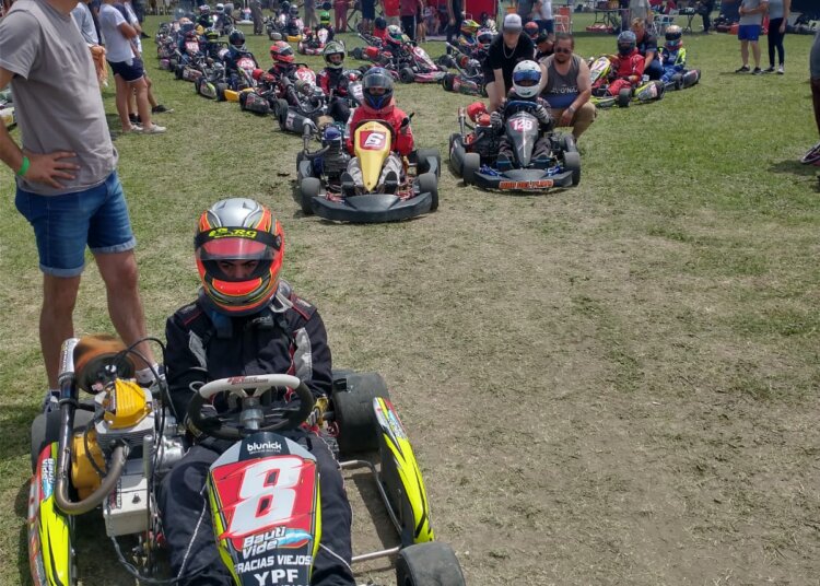 AKTS cerró el año en el circuito del Club Alumni