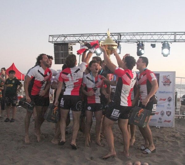 La Aurora 7’s se consagró tricampeón del Seven Playero