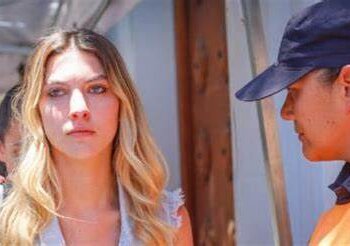 “Le sostenía la cabeza a Fernando y le pedía que se quede conmigo”