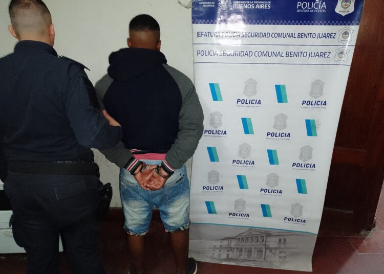 Detuvieron a tres masculinos por alterar el orden público
