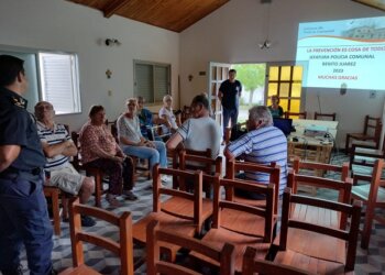 En la Capilla Barrio San Roque se efectuó una charla de “Recomendaciones sobre Seguridad”