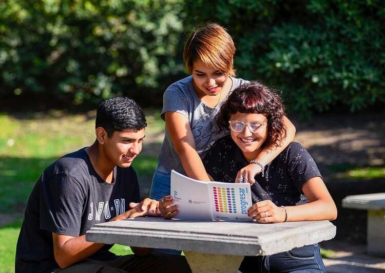 Hasta el 31 de marzo hay tiempo para inscribirse a las Becas Progresar