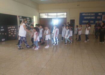 Comenzó el ciclo escolar; el acto fue en la escuela 11
