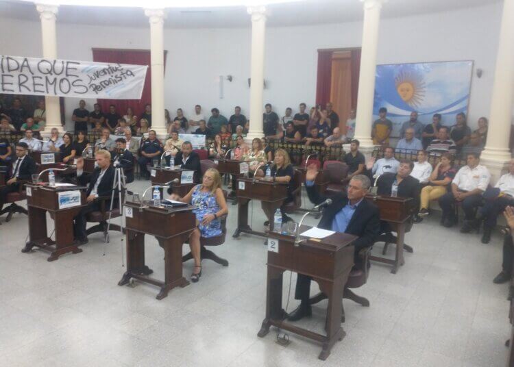 Con una sesión especial y el discurso del intendente se inició el período legislativo 2023