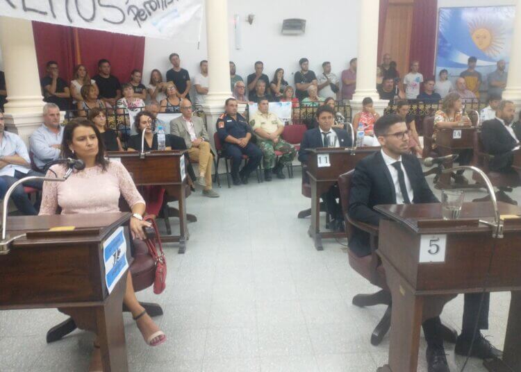 Con una sesión especial y el discurso del intendente se inició el período legislativo 2023