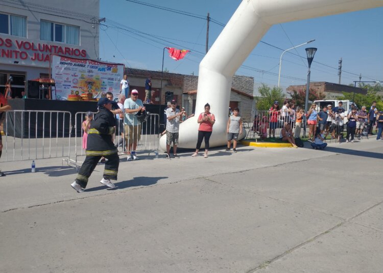 La prueba atlética de Bomberos Voluntarios fue todo un éxito