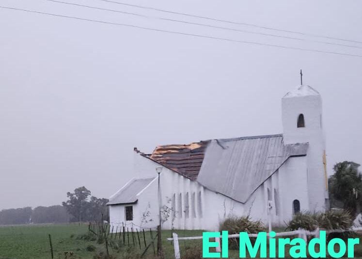 Fuerte tormenta de viento y lluvia azotó Estación López
