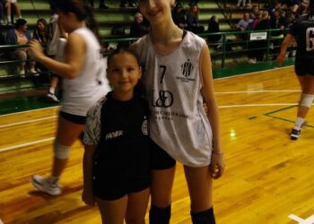 Fecha de Lizome de Vóley: Agustina Illia y Joaquina Illia jugaron en Estudiantes