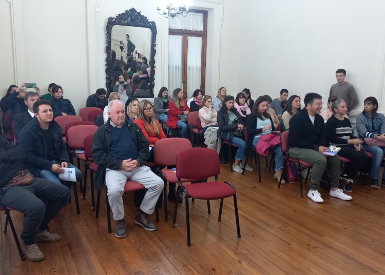 Charla de presentación de Estrategias de Abordaje con varones