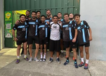 Debutó la 1ra masculina de la Escuela Municipal de Vóley el último domingo