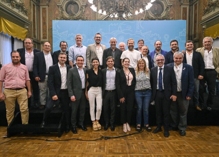El intendente Marini asistió a la presentación del programa Leasing para municipios