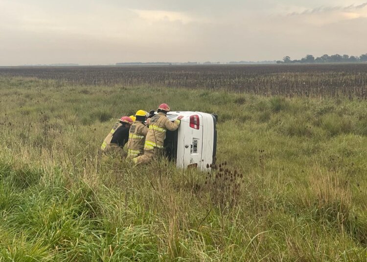 Accidente sobre ruta 74 entre Vela y Barker