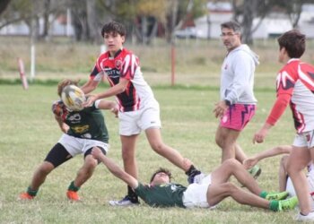 El jugador de Onas Rugby Valentín Giménez fue elegido para una prueba en la Selección de Uroba