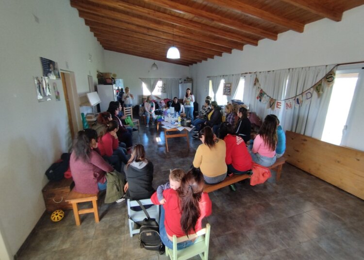 Se avanza en el fortalecimiento de la elaboración de conservas del grupo “Dejando Huellas”