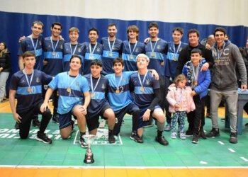 Jacinto Ferraro campeón del Torneo Nacional S21 de Vóley con Gimnasia de Buenos Aires