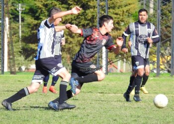 Albirojo único líder. El Verde acortó distancias y volvió a la segunda posición