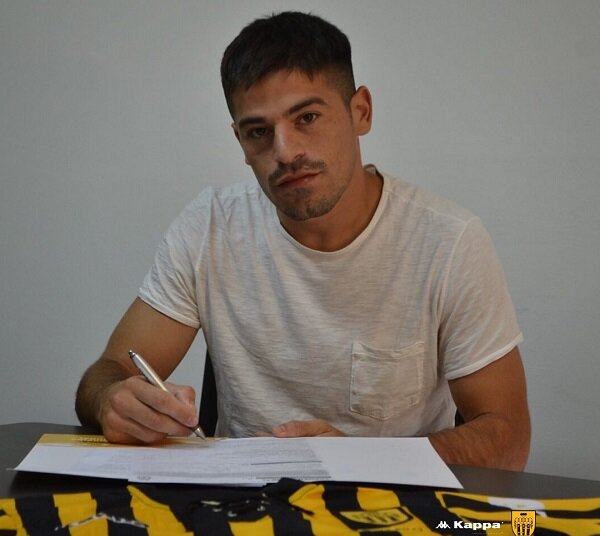 Nuevo club: Santos Bacigalupe comenzó a entrenar con Kimberley de Mar del Plata