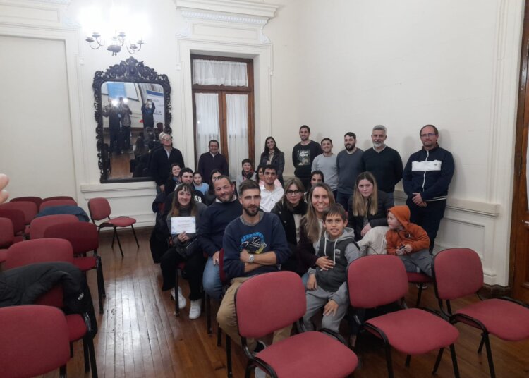 En el Salón Dorado se entregaron certificados por el curso de Gestión Empresarial
