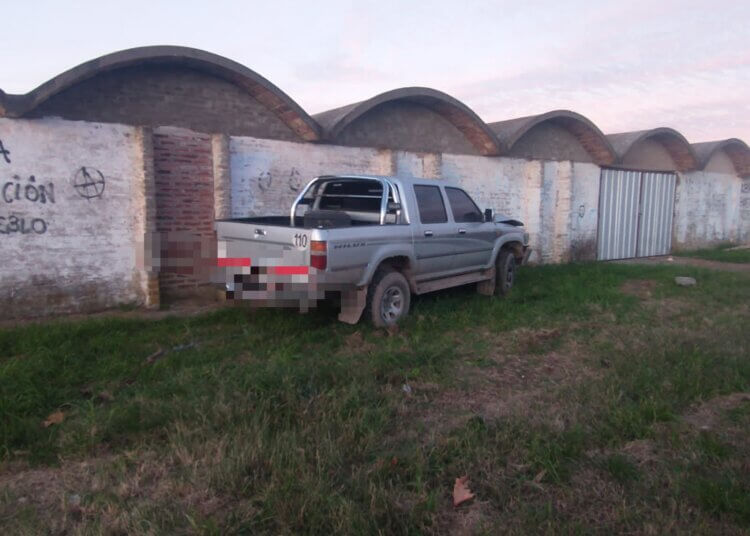 Accidente entre dos camionetas sobre Av. Uruguay y Rodríguez