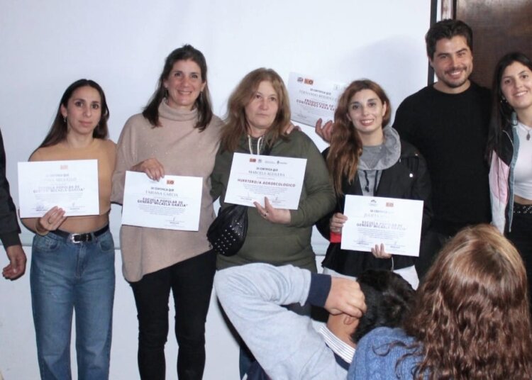 Se entregaron certificados en el Centro de Formación Profesional Ore Tape